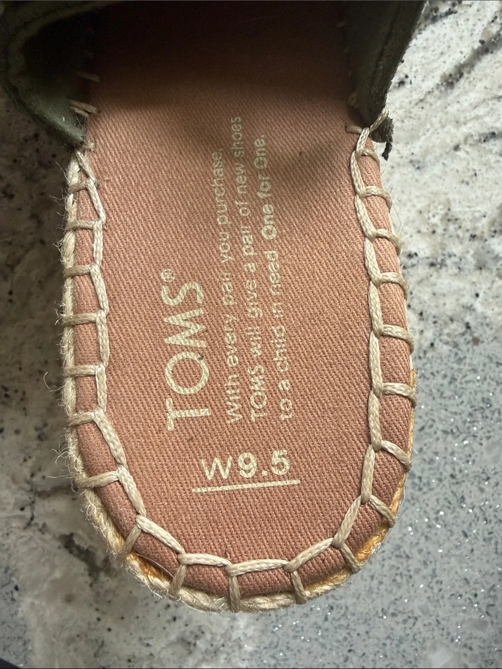 Toms olive green